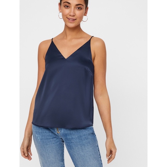 Vero Moda Dala Singlet Navy - Picture 1 of 3